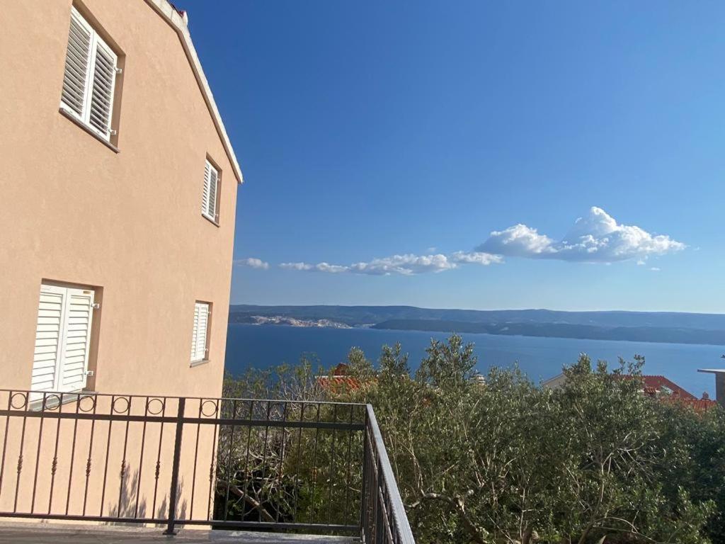 Panorama Apartment Jakov Омиш Экстерьер фото